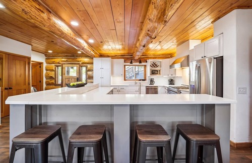 Baldy Mountain House | Luxury Breckenridge Modern Log Cabin: Mountain Views and Private Ski Shuttle!