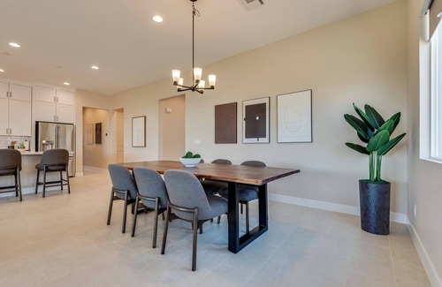 Enterprise Villa | Luxury bungalow, 4 bedrooms, 3.5 bathrooms, near By Ave 9242