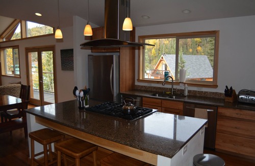 Kenai Peninsula House | Luxury Bunkhouse on the Kenai River in Cooper Landing - 16806 Sterling Hwy