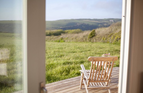 Saint Gennys Cabin | Luxury Cabin for two with panoramic views of the North Cornwall coast.