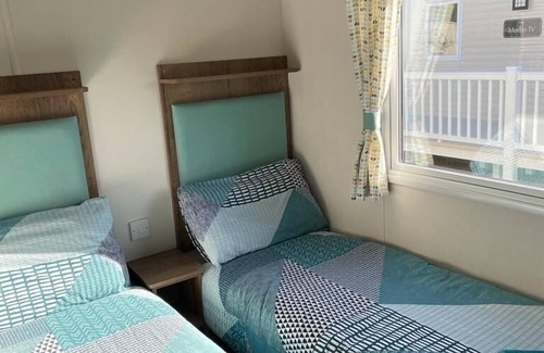 Dogdyke House | Luxury caravan
