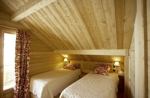 Monetier-les-Bains Apartment | Luxury chalet-apartment