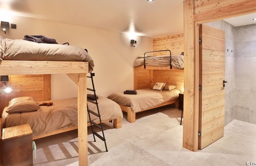 Monetier-les-Bains Ski Chalet | Luxury Chalet Pool & SPA Serre Chevalier