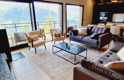 Montalbert Ski Chalet | Luxury chalet with sauna, ski room and parking near the slopes