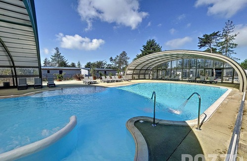 Jullouville Ski Chalet | Luxury Chalet, Heated Pool, WiFi, Parking, 6 Guests