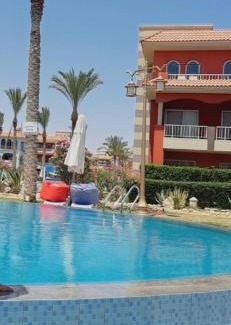 Marsa Matruh Ski Chalet | Luxury chalet in Porto Matrouh Beach resort