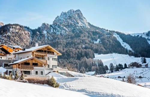 Selva di Val Gardena Apartment | Luxury Chalet Plazola