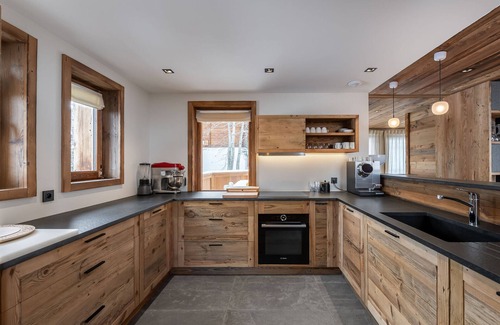 Courchevel Ski Chalet | Luxury Chalet with Private Pool Near Courchevel Slopes