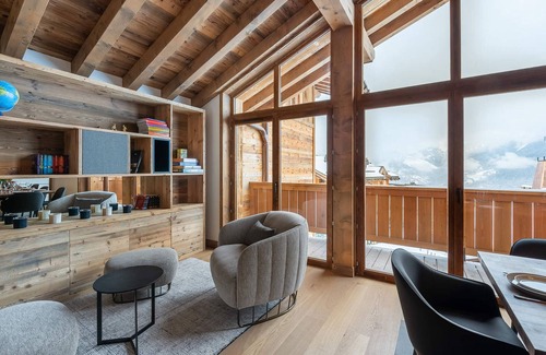 Courchevel Ski Chalet | Luxury Chalet with Private Pool Near Courchevel Slopes