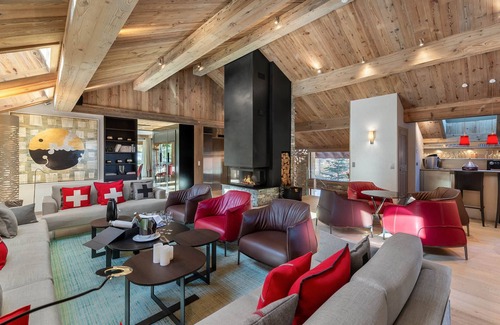 Le Raffort Ski Chalet | Luxury Chalet with Spa, 6 Bedrooms, Half-Board, Nearby Ski Lifts, Shuttle Service