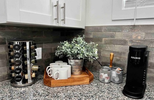 Perrysburg Apartment | Luxury & Charm in Downtown Perrysburg!