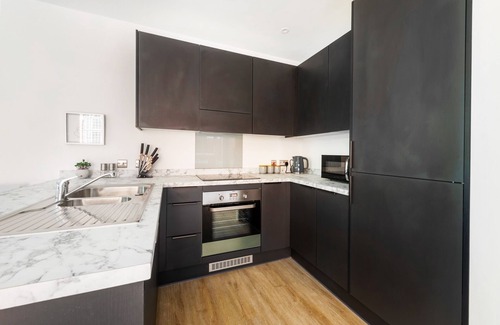 St George's Quarter Apartment | Luxury City Centre Apartment - Family Friendly