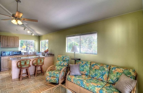 Holualoa Cottage | Luxury Coffee Farm -Endless Views -Pool - Now Totally Exclusive