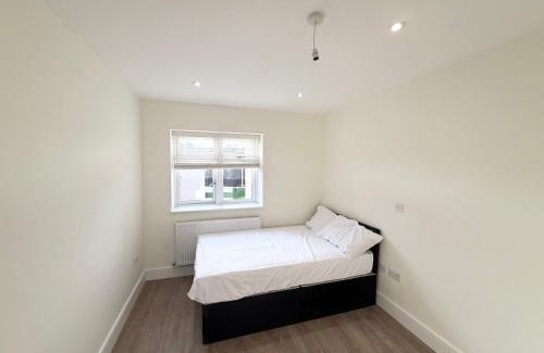 Botwell Apartment | Luxury, comfort and Elegant Home