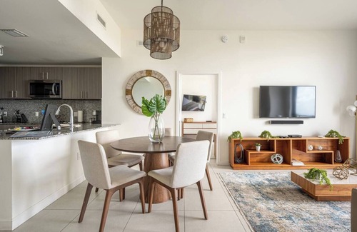 Doral Condo | Luxury Condo - 3B/3B with Amazing Skyline View