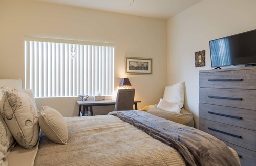 Portofino Apartment | Luxury Condo, Beautiful Amenities, Pool, Hot Tub