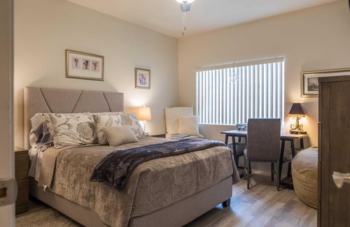 Portofino Apartment | Luxury Condo, Beautiful Amenities, Pool, Hot Tub