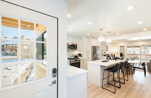 Park Meadows Condo | Luxury Condo, Community Amenities & Year-Round Recreation at Park City Racquet Club Sanctuary