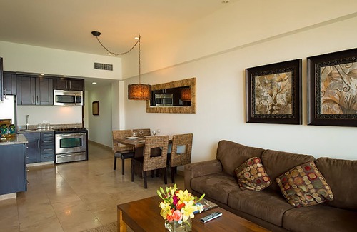 El Medano Ejidal Condo | Luxury condo on the beach!