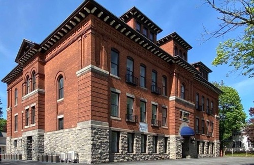 Saratoga Springs Condo | Luxury Condo