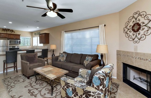 Central Scottsdale Condo | Luxury Condo