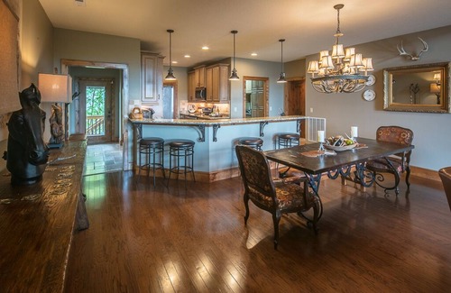 Banner Elk Condo | Luxury condo, year round views, 1 mi. to downtown & 2-3 miles to ski resorts.
