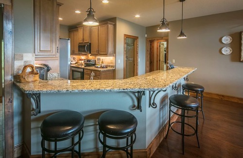 Banner Elk Condo | Luxury condo, year round views, 1 mi. to downtown & 2-3 miles to ski resorts.