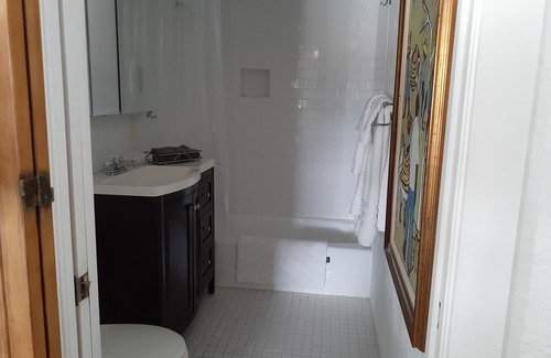 Old Northwood Cottage | LUXURY COTTAGE IN WEST PALM BEACH FLORIDA - Unit Number #2
