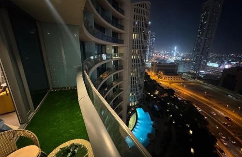 Madinat Zayed Apartment | Luxury Cozy Minimalist 1BR Haven Connected to Dubai Mall