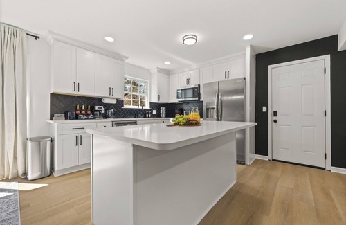 Decatur House | Luxury Decatur House with Game Room & Fire Pit – Close to Atlanta