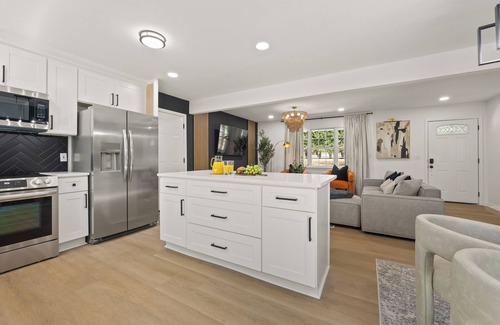 Decatur House | Luxury Decatur House with Game Room & Fire Pit – Close to Atlanta