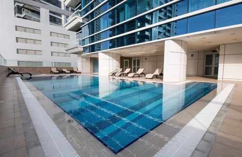 Dubai Marina Apartment | Luxury-Designed 1 BR Sea/Marina View
