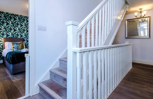 Mollington House | Luxury detached home in 168 Upton Grange