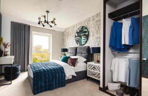 Gascoigne House | Luxury Double Bed En-Suite in London