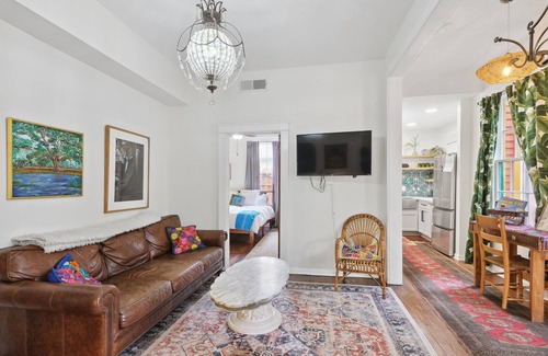 Milan House | Luxury double steps from St. Charles Avenue