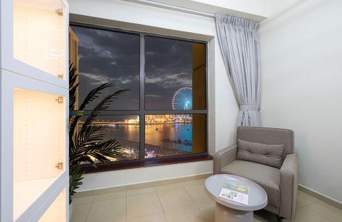 Umm Suqeim 3 Apartment | Luxury Dubai Eye View Living - Beach access I Marina Walk