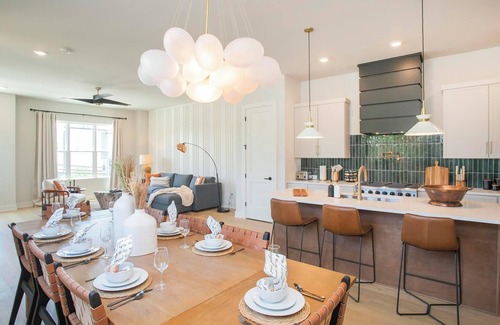 Nashville House | Luxury E Nash Home - City Views & Rooftop Deck