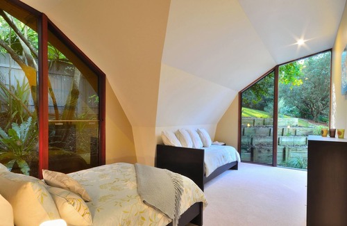 Barrengarry House | Luxury Eco Resort with a Stunning Escarpment Outlook
