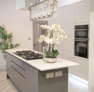 Lewisham House | Luxury en-suite in modern house