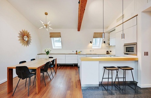 Odeon Apartment | LUXURY ENVELOPED IN FRENCH ELEGANCE WITH BUSTLING SKYLIGHT JUST OFF ODEON