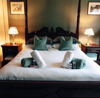 Kells House | Luxury Escape with Hot Tub in County Antrim