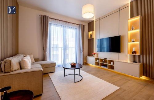 Dubai Apartment | Luxury Escapes - Breathtaking 1BR with Sea View Port Lamer