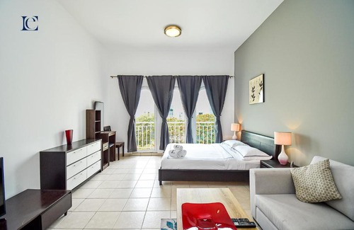 Discovery Gardens Apartment | Luxury Escapes - Tranquil Studio Near Furjan Metro - Relaxing Holiday Retreat