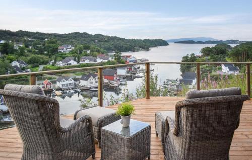 Sveio House | Luxury Fjord Cabin with Jacuzzi Stunning View and Grill Hut
