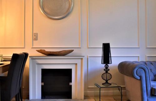 Budavar Apartment | Luxury Flat Near Castle Hill