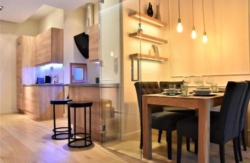 Budavar Apartment | Luxury Flat Near Castle Hill