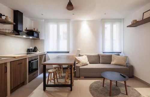 Logrono Apartment | Luxury flats PCL by Clabao