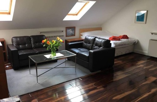 Galway City Centre Apartment | Luxury for Couples