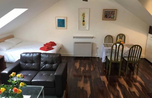 Galway City Centre Apartment | Luxury for Couples