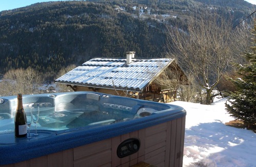 Saint-Gervais-les-Bains Ski Chalet | Luxury Catered Chalet with spectacular views and large Hot Tub